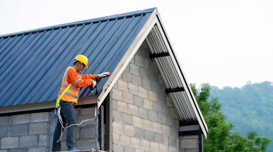 Professional residential roofers in Pullman, WA